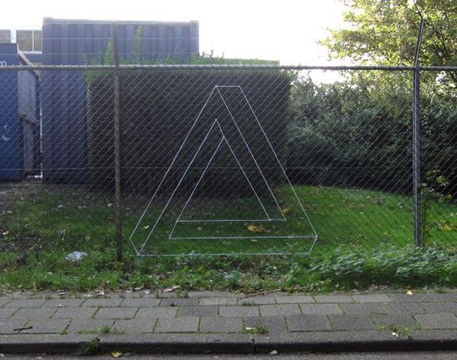 Impossible Triangle in Fence